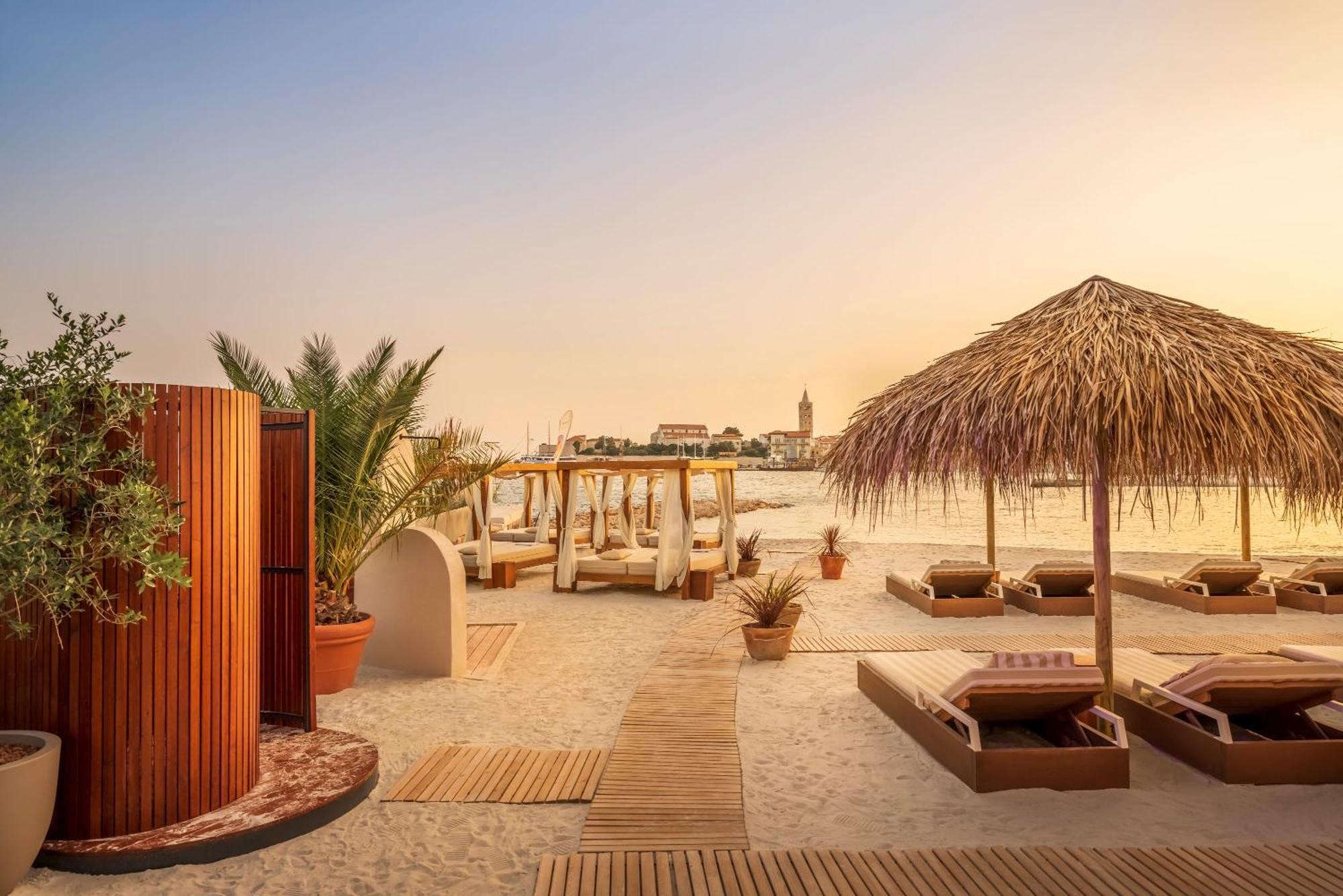 Valamar Padova Hotel Банёл Экстерьер фото